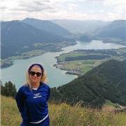 I have a long experience in teaching Italian and English